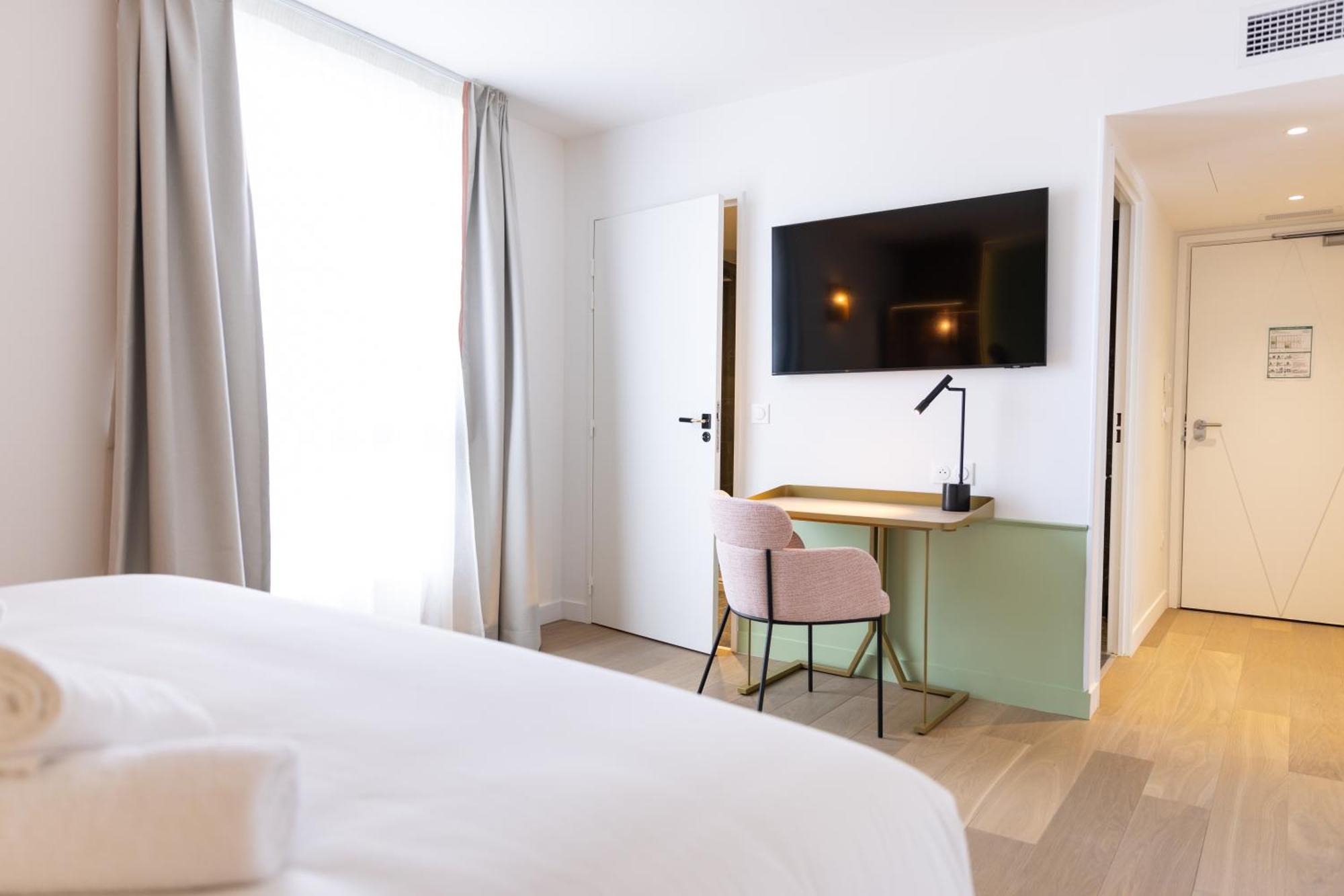 Hotel Kyriad Prestige Paris Asnieres Zewnętrze zdjęcie